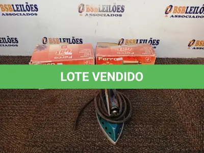 LOTE 145 - 02 FERROS DE PASSAR ROUPAS A GÁS. (NO ESTADO) ATENÇÃO! FAZER A VISITAÇÃO ANTES DE ARREMATAR, NÃO SABEMOS SE FUNCIONA. LEILÃO NÃO TEM GARANTIA E NEM DEVOLUÇÃO, SUJEITO A POSSÍVEIS AVARIAS VISÍVEIS/OCULTAS E/OU AUSÊNCIA DE COMPONENTES.