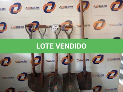 LOTE 133 - 05 PÁS MARCAS E MODELOS DIVERSOS. (NO ESTADO) ATENÇÃO! FAZER A VISITAÇÃO ANTES DE ARREMATAR, NÃO SABEMOS SE FUNCIONA. LEILÃO NÃO TEM GARANTIA E NEM DEVOLUÇÃO, SUJEITO A POSSÍVEIS AVARIAS VISÍVEIS/OCULTAS E/OU AUSÊNCIA DE COMPONENTES.