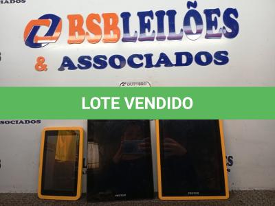 LOTE 026 - 03 TABLETS MARCA POSITIVO. (NO ESTADO) ATENÇÃO! FAZER A VISITAÇÃO ANTES DE ARREMATAR, NÃO SABEMOS SE FUNCIONA. LEILÃO NÃO TEM GARANTIA E NEM DEVOLUÇÃO, SUJEITO A POSSÍVEIS AVARIAS VISÍVEIS/OCULTAS E/OU AUSÊNCIA DE COMPONENTES.