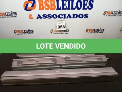 LOTE 053 - 03 TELAS DE ANÚNCIO. (NO ESTADO) ATENÇÃO! FAZER A VISITAÇÃO ANTES DE ARREMATAR, NÃO SABEMOS SE FUNCIONA. LEILÃO NÃO TEM GARANTIA E NEM DEVOLUÇÃO, SUJEITO A POSSÍVEIS AVARIAS VISÍVEIS/OCULTAS E/OU AUSÊNCIA DE COMPONENTES.