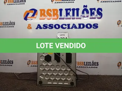 LOTE 020 - 01 CDJ PIONEER MODELO 700S 110V. (NO ESTADO) ATENÇÃO! FAZER A VISITAÇÃO ANTES DE ARREMATAR, NÃO SABEMOS SE FUNCIONA. LEILÃO NÃO TEM GARANTIA E NEM DEVOLUÇÃO, SUJEITO A POSSÍVEIS AVARIAS VISÍVEIS/OCULTAS E/OU AUSÊNCIA DE COMPONENTES.