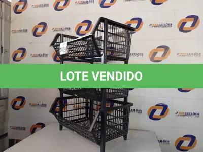 LOTE 200 - 03 CESTOS. (NO ESTADO) ATENÇÃO! FAZER A VISITAÇÃO ANTES DE ARREMATAR, NÃO SABEMOS SE FUNCIONA. LEILÃO NÃO TEM GARANTIA E NEM DEVOLUÇÃO, SUJEITO A POSSÍVEIS AVARIAS VISÍVEIS/OCULTAS E/OU AUSÊNCIA DE COMPONENTES.