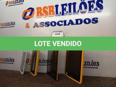 LOTE 016 - 04 TABLETES MARCAS E MODELOS DIVERSOS. (NO ESTADO) ATENÇÃO! FAZER A VISITAÇÃO ANTES DE ARREMATAR, NÃO SABEMOS SE FUNCIONA. LEILÃO NÃO TEM GARANTIA E NEM DEVOLUÇÃO, SUJEITO A POSSÍVEIS AVARIAS VISÍVEIS/OCULTAS E/OU AUSÊNCIA DE COMPONENTES.