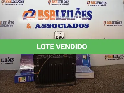 LOTE 090 - 05 REFLETORES LED AMBIENTE EXTERNO100W. (NO ESTADO) ATENÇÃO! FAZER A VISITAÇÃO ANTES DE ARREMATAR, NÃO SABEMOS SE FUNCIONA. LEILÃO NÃO TEM GARANTIA E NEM DEVOLUÇÃO, SUJEITO A POSSÍVEIS AVARIAS VISÍVEIS/OCULTAS E/OU AUSÊNCIA DE COMPONENTES.