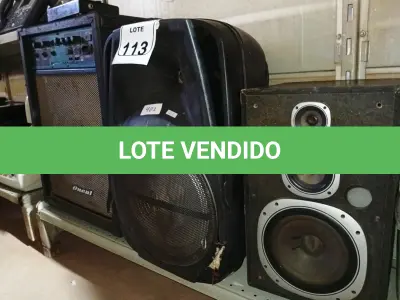 LOTE 113 - 03 CAIXAS DE SOM MARCAS E MODELOS DIVERSOS. (NO ESTADO) ATENÇÃO! FAZER A VISITAÇÃO ANTES DE ARREMATAR, NÃO SABEMOS SE FUNCIONA. LEILÃO NÃO TEM GARANTIA E NEM DEVOLUÇÃO, SUJEITO A POSSÍVEIS AVARIAS VISÍVEIS/OCULTAS E/OU AUSÊNCIA DE COMPONENTES.
