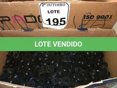 LOTE 195 - 01 LOTE COM GRANDE QUANTIDADE DE BUCHAS, PARAFUSOS E MATERIAIS DIVERSOS. (NO ESTADO) ATENÇÃO! FAZER A VISITAÇÃO ANTES DE ARREMATAR, NÃO SABEMOS SE FUNCIONA. LEILÃO NÃO TEM GARANTIA E NEM DEVOLUÇÃO, SUJEITO A POSSÍVEIS AVARIAS VISÍVEIS/OCULTAS E/OU AUSÊNCIA DE COMPONENTES.