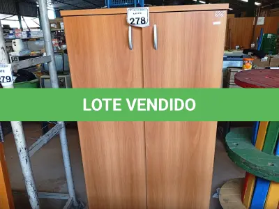 LOTE 278 - 01 ARMÁRIO PARA ESCRITÓRIO 02 PORTAS. (NO ESTADO) ATENÇÃO! FAZER A VISITAÇÃO ANTES DE ARREMATAR, NÃO SABEMOS SE FUNCIONA. LEILÃO NÃO TEM GARANTIA E NEM DEVOLUÇÃO, SUJEITO A POSSÍVEIS AVARIAS VISÍVEIS/OCULTAS E/OU AUSÊNCIA DE COMPONENTES.