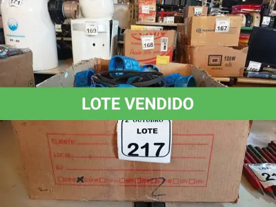 LOTE 217 - 01 LOTE COM DIVERSAS CAIXAS DE LUZ DE FERRO E PLÁSTICO. (NO ESTADO) ATENÇÃO! FAZER A VISITAÇÃO ANTES DE ARREMATAR, NÃO SABEMOS SE FUNCIONA. LEILÃO NÃO TEM GARANTIA E NEM DEVOLUÇÃO, SUJEITO A POSSÍVEIS AVARIAS VISÍVEIS/OCULTAS E/OU AUSÊNCIA DE COMPONENTES.