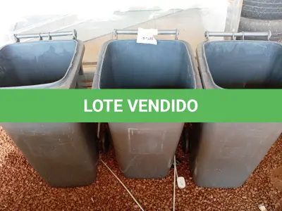 LOTE 458 - 03 LIXEIRAS COR PRETO SEM TAMPA. (NO ESTADO) ATENÇÃO! FAZER A VISITAÇÃO ANTES DE ARREMATAR, NÃO SABEMOS SE FUNCIONA. LEILÃO NÃO TEM GARANTIA E NEM DEVOLUÇÃO, SUJEITO A POSSÍVEIS AVARIAS VISÍVEIS/OCULTAS E/OU AUSÊNCIA DE COMPONENTES.
