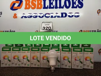 LOTE 320 - 09 LÂMPADAS MARCA TASCHIBRA. (NO ESTADO) ATENÇÃO! FAZER A VISITAÇÃO ANTES DE ARREMATAR, NÃO SABEMOS SE FUNCIONA. LEILÃO NÃO TEM GARANTIA E NEM DEVOLUÇÃO, SUJEITO A POSSÍVEIS AVARIAS VISÍVEIS/OCULTAS E/OU AUSÊNCIA DE COMPONENTES.