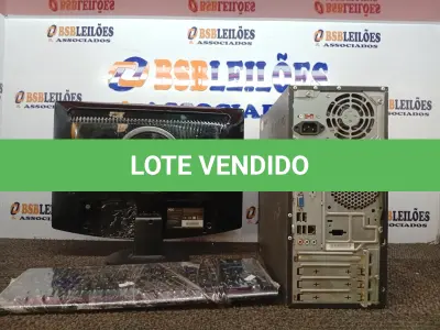 LOTE 187 - 01 CPU COM TECLADO E 01 MONITOR. (NO ESTADO) ATENÇÃO! FAZER A VISITAÇÃO ANTES DE ARREMATAR, NÃO SABEMOS SE FUNCIONA. LEILÃO NÃO TEM GARANTIA E NEM DEVOLUÇÃO, SUJEITO A POSSÍVEIS AVARIAS VISÍVEIS/OCULTAS E/OU AUSÊNCIA DE COMPONENTES.