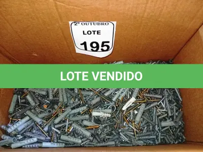 LOTE 195 - 01 LOTE COM GRANDE QUANTIDADE DE BUCHAS, PARAFUSOS E MATERIAIS DIVERSOS. (NO ESTADO) ATENÇÃO! FAZER A VISITAÇÃO ANTES DE ARREMATAR, NÃO SABEMOS SE FUNCIONA. LEILÃO NÃO TEM GARANTIA E NEM DEVOLUÇÃO, SUJEITO A POSSÍVEIS AVARIAS VISÍVEIS/OCULTAS E/OU AUSÊNCIA DE COMPONENTES.