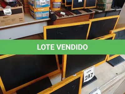 LOTE 287 - 06 MONITORES LCD MARCA CCE P/RETIRADA DE PEÇAS. (NO ESTADO) ATENÇÃO! FAZER A VISITAÇÃO ANTES DE ARREMATAR, NÃO SABEMOS SE FUNCIONA. LEILÃO NÃO TEM GARANTIA E NEM DEVOLUÇÃO, SUJEITO A POSSÍVEIS AVARIAS VISÍVEIS/OCULTAS E/OU AUSÊNCIA DE COMPONENTES.