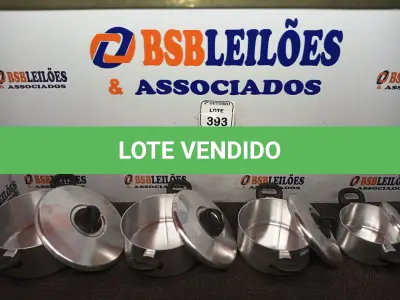 LOTE 393 - 05 PANELAS DE ALUMÍNIO DIVERSAS. (NO ESTADO) ATENÇÃO! FAZER A VISITAÇÃO ANTES DE ARREMATAR, NÃO SABEMOS SE FUNCIONA. LEILÃO NÃO TEM GARANTIA E NEM DEVOLUÇÃO, SUJEITO A POSSÍVEIS AVARIAS VISÍVEIS/OCULTAS E/OU AUSÊNCIA DE COMPONENTES.