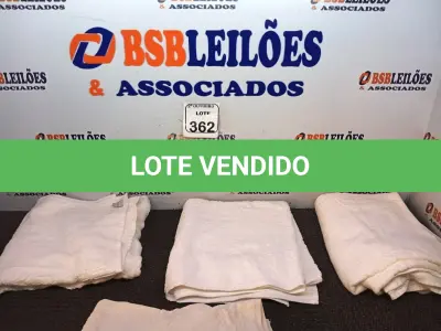 LOTE 362 - 01 LOTE C/TOALHAS DIVERSAS E 02 COBERTORES INFANTIS. (NO ESTADO) ATENÇÃO! FAZER A VISITAÇÃO ANTES DE ARREMATAR, NÃO SABEMOS SE FUNCIONA. LEILÃO NÃO TEM GARANTIA E NEM DEVOLUÇÃO, SUJEITO A POSSÍVEIS AVARIAS VISÍVEIS/OCULTAS E/OU AUSÊNCIA DE COMPONENTES.