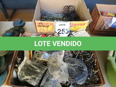 LOTE 255 - 01 LOTE COM GRANDE QUANTIDADE DE MATERIAIS DIVERSOS. (NO ESTADO) ATENÇÃO! FAZER A VISITAÇÃO ANTES DE ARREMATAR, NÃO SABEMOS SE FUNCIONA. LEILÃO NÃO TEM GARANTIA E NEM DEVOLUÇÃO, SUJEITO A POSSÍVEIS AVARIAS VISÍVEIS/OCULTAS E/OU AUSÊNCIA DE COMPONENTES.