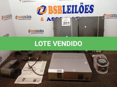 LOTE 201 - 02 SCANNERS MARCA EPSON MODELO V370, 01 ESTABILIZADOR DE TENSÃO MK-600, 02 VIEWFINDER GRASS VALLEY E 01 CAIXA DE ESTANQUE DE MERGULHO PARA MÁQUINA FOTOGRÁFICA. (NO ESTADO) ATENÇÃO! FAZER A VISITAÇÃO ANTES DE ARREMATAR, NÃO SABEMOS SE FUNCIONA. LEILÃO NÃO TEM GARANTIA E NEM DEVOLUÇÃO, SUJEITO A POSSÍVEIS AVARIAS VISÍVEIS/OCULTAS E/OU AUSÊNCIA DE COMPONENTES.