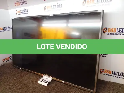 LOTE 303 - 01 TV MARCA LG 40” POLEGADAS PARA RETIRADA DE PEÇAS. (NO ESTADO) ATENÇÃO! FAZER A VISITAÇÃO ANTES DE ARREMATAR, NÃO SABEMOS SE FUNCIONA. LEILÃO NÃO TEM GARANTIA E NEM DEVOLUÇÃO, SUJEITO A POSSÍVEIS AVARIAS VISÍVEIS/OCULTAS E/OU AUSÊNCIA DE COMPONENTES.