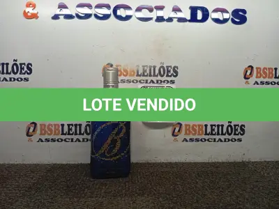 LOTE 381 - 01 WHISKY BALLANTINE´S FINEST 70CL. (NO ESTADO) ATENÇÃO! FAZER A VISITAÇÃO ANTES DE ARREMATAR, NÃO SABEMOS SE FUNCIONA. LEILÃO NÃO TEM GARANTIA E NEM DEVOLUÇÃO, SUJEITO A POSSÍVEIS AVARIAS VISÍVEIS/OCULTAS E/OU AUSÊNCIA DE COMPONENTES.