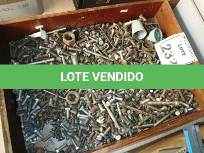 LOTE 232 - 01 LOTE COM GRANDE QUANTIDADE DE PARAFUSOS TAMANHOS DIVERSOS. (NO ESTADO) ATENÇÃO! FAZER A VISITAÇÃO ANTES DE ARREMATAR, NÃO SABEMOS SE FUNCIONA. LEILÃO NÃO TEM GARANTIA E NEM DEVOLUÇÃO, SUJEITO A POSSÍVEIS AVARIAS VISÍVEIS/OCULTAS E/OU AUSÊNCIA DE COMPONENTES.