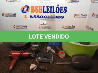 LOTE 257 - 01 LOTE COM MATERIAIS DIVERSOS. (NO ESTADO) ATENÇÃO! FAZER A VISITAÇÃO ANTES DE ARREMATAR, NÃO SABEMOS SE FUNCIONA. LEILÃO NÃO TEM GARANTIA E NEM DEVOLUÇÃO, SUJEITO A POSSÍVEIS AVARIAS VISÍVEIS/OCULTAS E/OU AUSÊNCIA DE COMPONENTES.