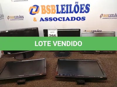 LOTE 266 - 06 MONITORES LCD MARCAS E MODELOS DIVERSOS PARA RETIRADA DE PEÇAS. (NO ESTADO) ATENÇÃO! FAZER A VISITAÇÃO ANTES DE ARREMATAR, NÃO SABEMOS SE FUNCIONA. LEILÃO NÃO TEM GARANTIA E NEM DEVOLUÇÃO, SUJEITO A POSSÍVEIS AVARIAS VISÍVEIS/OCULTAS E/OU AUSÊNCIA DE COMPONENTES.