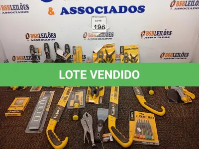 LOTE 198 - 01 LOTE COM DIVERSAS FERRAMENTAS. (NO ESTADO) ATENÇÃO! FAZER A VISITAÇÃO ANTES DE ARREMATAR, NÃO SABEMOS SE FUNCIONA. LEILÃO NÃO TEM GARANTIA E NEM DEVOLUÇÃO, SUJEITO A POSSÍVEIS AVARIAS VISÍVEIS/OCULTAS E/OU AUSÊNCIA DE COMPONENTES.