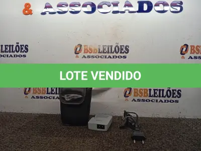 LOTE 376 - 01 CÂMERA FOTOGRÁFICA MARCA CANON. (NO ESTADO) ATENÇÃO! FAZER A VISITAÇÃO ANTES DE ARREMATAR, NÃO SABEMOS SE FUNCIONA. LEILÃO NÃO TEM GARANTIA E NEM DEVOLUÇÃO, SUJEITO A POSSÍVEIS AVARIAS VISÍVEIS/OCULTAS E/OU AUSÊNCIA DE COMPONENTES.
