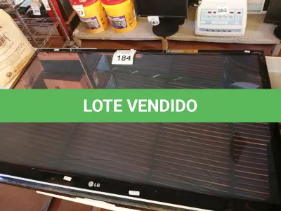 LOTE 184 - 01 TV MARCA LG 50” POLEGADAS PARA RETIRADA DE PEÇAS. (NO ESTADO) ATENÇÃO! FAZER A VISITAÇÃO ANTES DE ARREMATAR, NÃO SABEMOS SE FUNCIONA. LEILÃO NÃO TEM GARANTIA E NEM DEVOLUÇÃO, SUJEITO A POSSÍVEIS AVARIAS VISÍVEIS/OCULTAS E/OU AUSÊNCIA DE COMPONENTES.