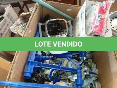 LOTE 210 - 01 LOTE COM DIVERSOS ISOLADORES ROLDANAS E MATERIAIS DIVERSOS. (NO ESTADO) ATENÇÃO! FAZER A VISITAÇÃO ANTES DE ARREMATAR, NÃO SABEMOS SE FUNCIONA. LEILÃO NÃO TEM GARANTIA E NEM DEVOLUÇÃO, SUJEITO A POSSÍVEIS AVARIAS VISÍVEIS/OCULTAS E/OU AUSÊNCIA DE COMPONENTES.