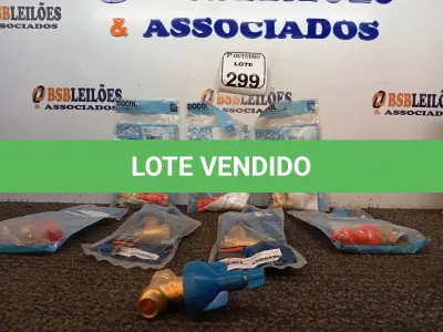 LOTE 299 - 05 REGISTROS GAVETAS DOCON E 03 REGISTOS DE PRESSÃO TIGRE. (NO ESTADO) ATENÇÃO! FAZER A VISITAÇÃO ANTES DE ARREMATAR, NÃO SABEMOS SE FUNCIONA. LEILÃO NÃO TEM GARANTIA E NEM DEVOLUÇÃO, SUJEITO A POSSÍVEIS AVARIAS VISÍVEIS/OCULTAS E/OU AUSÊNCIA DE COMPONENTES.