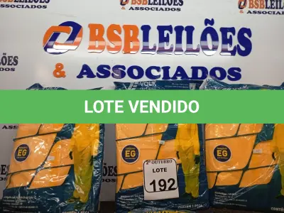 LOTE 192 - 05 MACACÕES DE SEGURANÇAS TAMANHO EXTRA G. (NO ESTADO) ATENÇÃO! FAZER A VISITAÇÃO ANTES DE ARREMATAR, NÃO SABEMOS SE FUNCIONA. LEILÃO NÃO TEM GARANTIA E NEM DEVOLUÇÃO, SUJEITO A POSSÍVEIS AVARIAS VISÍVEIS/OCULTAS E/OU AUSÊNCIA DE COMPONENTES.