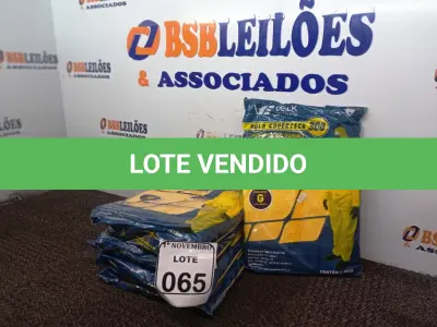 LOTE 065 - 05 MACACÕES DE SEGURANÇAS TAMANHO EXTRA G. (NO ESTADO) ATENÇÃO! FAZER A VISITAÇÃO ANTES DE ARREMATAR, NÃO SABEMOS SE FUNCIONA. LEILÃO NÃO TEM GARANTIA E NEM DEVOLUÇÃO, SUJEITO A POSSÍVEIS AVARIAS VISÍVEIS/OCULTAS E/OU AUSÊNCIA DE COMPONENTES.