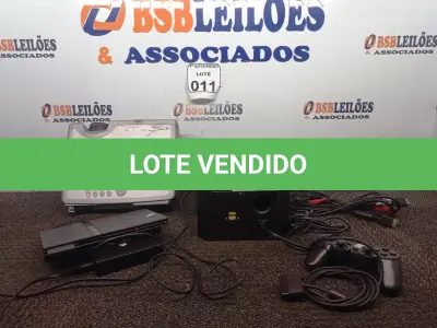 LOTE 011 - 01 PLAYSTATION 2 COM 01 CONTROLE E FONTE, 01 SUBWOOFER MARCA DELL E 01 PROJETOR MARCA HITACHI MODELO CP-5318. (NO ESTADO) ATENÇÃO! FAZER A VISITAÇÃO ANTES DE ARREMATAR, NÃO SABEMOS SE FUNCIONA. LEILÃO NÃO TEM GARANTIA E NEM DEVOLUÇÃO, SUJEITO A POSSÍVEIS AVARIAS VISÍVEIS/OCULTAS E/OU AUSÊNCIA DE COMPONENTES.