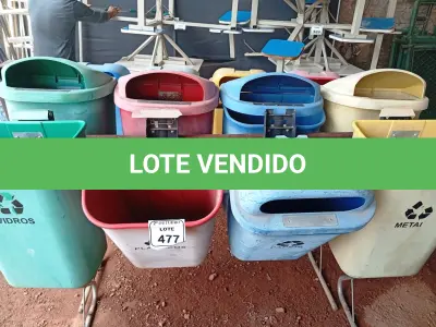 LOTE 477 - 02 KITS DE LIXEIRAS SUSPENSAS COM 05 CESTOS CADA. (NO ESTADO) ATENÇÃO! FAZER A VISITAÇÃO ANTES DE ARREMATAR, NÃO SABEMOS SE FUNCIONA. LEILÃO NÃO TEM GARANTIA E NEM DEVOLUÇÃO, SUJEITO A POSSÍVEIS AVARIAS VISÍVEIS/OCULTAS E/OU AUSÊNCIA DE COMPONENTES.