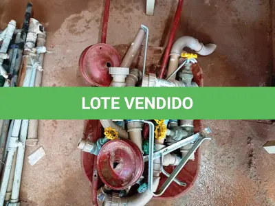 LOTE 480 - 01 CARRINHO DE MÃO INCOMPLETO VÁRIOS REGISTROS EM METAL E MATERIAIS HIDRÁULICOS DIVERSOS.  (NO ESTADO) ATENÇÃO! FAZER A VISITAÇÃO ANTES DE ARREMATAR, NÃO SABEMOS SE FUNCIONA. LEILÃO NÃO TEM GARANTIA E NEM DEVOLUÇÃO, SUJEITO A POSSÍVEIS AVARIAS VISÍVEIS/OCULTAS E/OU AUSÊNCIA DE COMPONENTES.