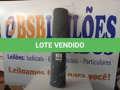 LOTE 249 - 01 ROLO DE TELA. (NO ESTADO) ATENÇÃO! FAZER A VISITAÇÃO ANTES DE ARREMATAR, NÃO SABEMOS SE FUNCIONA. LEILÃO NÃO TEM GARANTIA E NEM DEVOLUÇÃO, SUJEITO A POSSÍVEIS AVARIAS VISÍVEIS/OCULTAS E/OU AUSÊNCIA DE COMPONENTES.