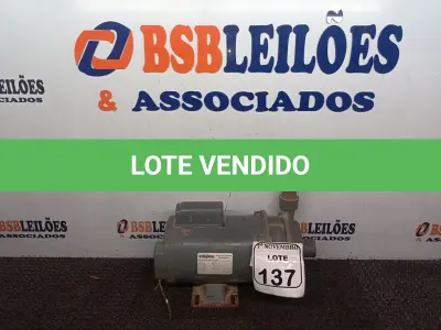 LOTE 137 - 01 MOTOR DE INDUÇÃO MONOFÁSICO MARCA KOHLBACH. (NO ESTADO) ATENÇÃO! FAZER A VISITAÇÃO ANTES DE ARREMATAR, NÃO SABEMOS SE FUNCIONA. LEILÃO NÃO TEM GARANTIA E NEM DEVOLUÇÃO, SUJEITO A POSSÍVEIS AVARIAS VISÍVEIS/OCULTAS E/OU AUSÊNCIA DE COMPONENTES.