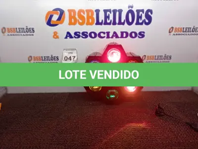 LOTE 047 - 01 JOGO DE LUZ LED COLORIDAS, MARCA QIAOHUA. (NO ESTADO) ATENÇÃO! FAZER A VISITAÇÃO ANTES DE ARREMATAR, NÃO SABEMOS SE FUNCIONA. LEILÃO NÃO TEM GARANTIA E NEM DEVOLUÇÃO, SUJEITO A POSSÍVEIS AVARIAS VISÍVEIS/OCULTAS E/OU AUSÊNCIA DE COMPONENTES.