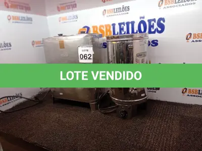 LOTE 062 - 02 CAFETEIRAS EM INOX MARCAS E MODELOS DIVERSOS. (NO ESTADO) ATENÇÃO! FAZER A VISITAÇÃO ANTES DE ARREMATAR, NÃO SABEMOS SE FUNCIONA. LEILÃO NÃO TEM GARANTIA E NEM DEVOLUÇÃO, SUJEITO A POSSÍVEIS AVARIAS VISÍVEIS/OCULTAS E/OU AUSÊNCIA DE COMPONENTES.