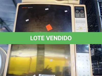 LOTE 088 - 03 MICRO-ONDAS MARCAS E MODELOS DIVERSOS, SENDO 01 SEM PRATO. (NO ESTADO) ATENÇÃO! FAZER A VISITAÇÃO ANTES DE ARREMATAR, NÃO SABEMOS SE FUNCIONA. LEILÃO NÃO TEM GARANTIA E NEM DEVOLUÇÃO, SUJEITO A POSSÍVEIS AVARIAS VISÍVEIS/OCULTAS E/OU AUSÊNCIA DE COMPONENTES.