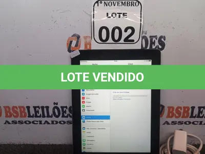 LOTE 002 - 01 IPAD COM CARREGADOR DE 64GB. (NO ESTADO) ATENÇÃO! FAZER A VISITAÇÃO ANTES DE ARREMATAR, NÃO SABEMOS SE FUNCIONA. LEILÃO NÃO TEM GARANTIA E NEM DEVOLUÇÃO, SUJEITO A POSSÍVEIS AVARIAS VISÍVEIS/OCULTAS E/OU AUSÊNCIA DE COMPONENTES.