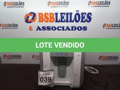 LOTE 039 - 01 PURIFICADOR DE ÁGUA MARCA ELECTROLUX 220V. (NO ESTADO) ATENÇÃO! FAZER A VISITAÇÃO ANTES DE ARREMATAR, NÃO SABEMOS SE FUNCIONA. LEILÃO NÃO TEM GARANTIA E NEM DEVOLUÇÃO, SUJEITO A POSSÍVEIS AVARIAS VISÍVEIS/OCULTAS E/OU AUSÊNCIA DE COMPONENTES.
