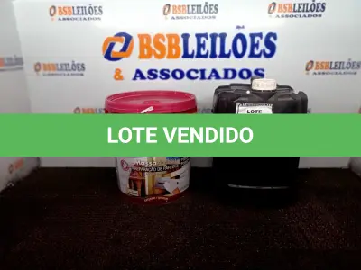 LOTE 051 - 01 MASSA ACRÍLICA P/PAREDE MARCA RENNER E 01 GALÃO DE ZARCÃO COR GRAFITE INCOMPLETO. (NO ESTADO) ATENÇÃO! FAZER A VISITAÇÃO ANTES DE ARREMATAR, NÃO SABEMOS SE FUNCIONA. LEILÃO NÃO TEM GARANTIA E NEM DEVOLUÇÃO, SUJEITO A POSSÍVEIS AVARIAS VISÍVEIS/OCULTAS E/OU AUSÊNCIA DE COMPONENTES.
