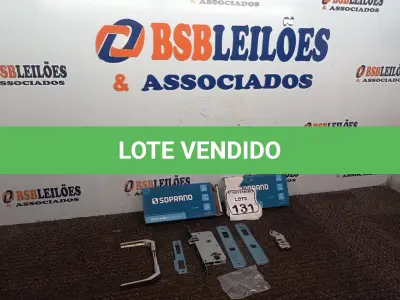 LOTE 131 - 02 FECHADURAS POPLINE ALAVANCA CR SOPRANO (NO ESTADO) ATENÇÃO! FAZER A VISITAÇÃO ANTES DE ARREMATAR, NÃO SABEMOS SE FUNCIONA. LEILÃO NÃO TEM GARANTIA E NEM DEVOLUÇÃO, SUJEITO A POSSÍVEIS AVARIAS VISÍVEIS/OCULTAS E/OU AUSÊNCIA DE COMPONENTES.