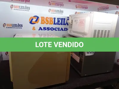 LOTE 060 - 01 LOTE COM 03 MICRO-ONDAS MARCAS E MODELOS DIVERSOS SENDO 01 SEM PRATO. (NO ESTADO) ATENÇÃO! FAZER A VISITAÇÃO ANTES DE ARREMATAR, NÃO SABEMOS SE FUNCIONA. LEILÃO NÃO TEM GARANTIA E NEM DEVOLUÇÃO, SUJEITO A POSSÍVEIS AVARIAS VISÍVEIS/OCULTAS E/OU AUSÊNCIA DE COMPONENTES.