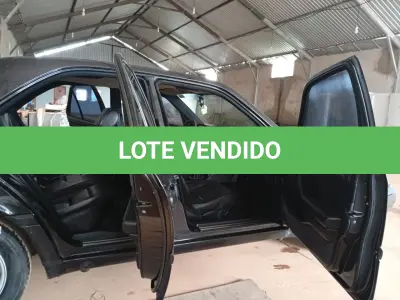 LOTE 012 - 01 MERCEDEZ BENZ/C-180 A GASOLINA; ANO 1996; NA COR PRETA.(NO ESTADO)