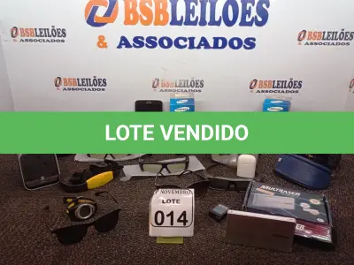 LOTE 014 - 01 LOTE COM 01 ÓCULOS DE MERGULHO, 03 ÓCULOS 3D, SENDO 02 SAMSUNG E 01 SONY, 01 CASE PARA HD MULTILASER, 01 TABLET SAMSUNG E DIVERSOS.  (NO ESTADO) ATENÇÃO! FAZER A VISITAÇÃO ANTES DE ARREMATAR, NÃO SABEMOS SE FUNCIONA. LEILÃO NÃO TEM GARANTIA E NEM DEVOLUÇÃO, SUJEITO A POSSÍVEIS AVARIAS VISÍVEIS/OCULTAS E/OU AUSÊNCIA DE COMPONENTES.