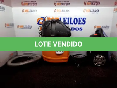 LOTE 050 - 02 ASPIRADORES DE PÓ, MARCAS WAP E PHILCO. (NO ESTADO) ATENÇÃO! FAZER A VISITAÇÃO ANTES DE ARREMATAR, NÃO SABEMOS SE FUNCIONA. LEILÃO NÃO TEM GARANTIA E NEM DEVOLUÇÃO, SUJEITO A POSSÍVEIS AVARIAS VISÍVEIS/OCULTAS E/OU AUSÊNCIA DE COMPONENTES.