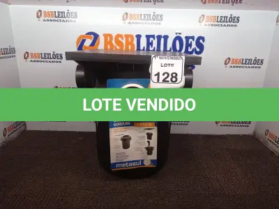 LOTE 128 - 01 CAIXA COLETORA DE GORDURA 20L. (NO ESTADO) ATENÇÃO! FAZER A VISITAÇÃO ANTES DE ARREMATAR, NÃO SABEMOS SE FUNCIONA. LEILÃO NÃO TEM GARANTIA E NEM DEVOLUÇÃO, SUJEITO A POSSÍVEIS AVARIAS VISÍVEIS/OCULTAS E/OU AUSÊNCIA DE COMPONENTES.